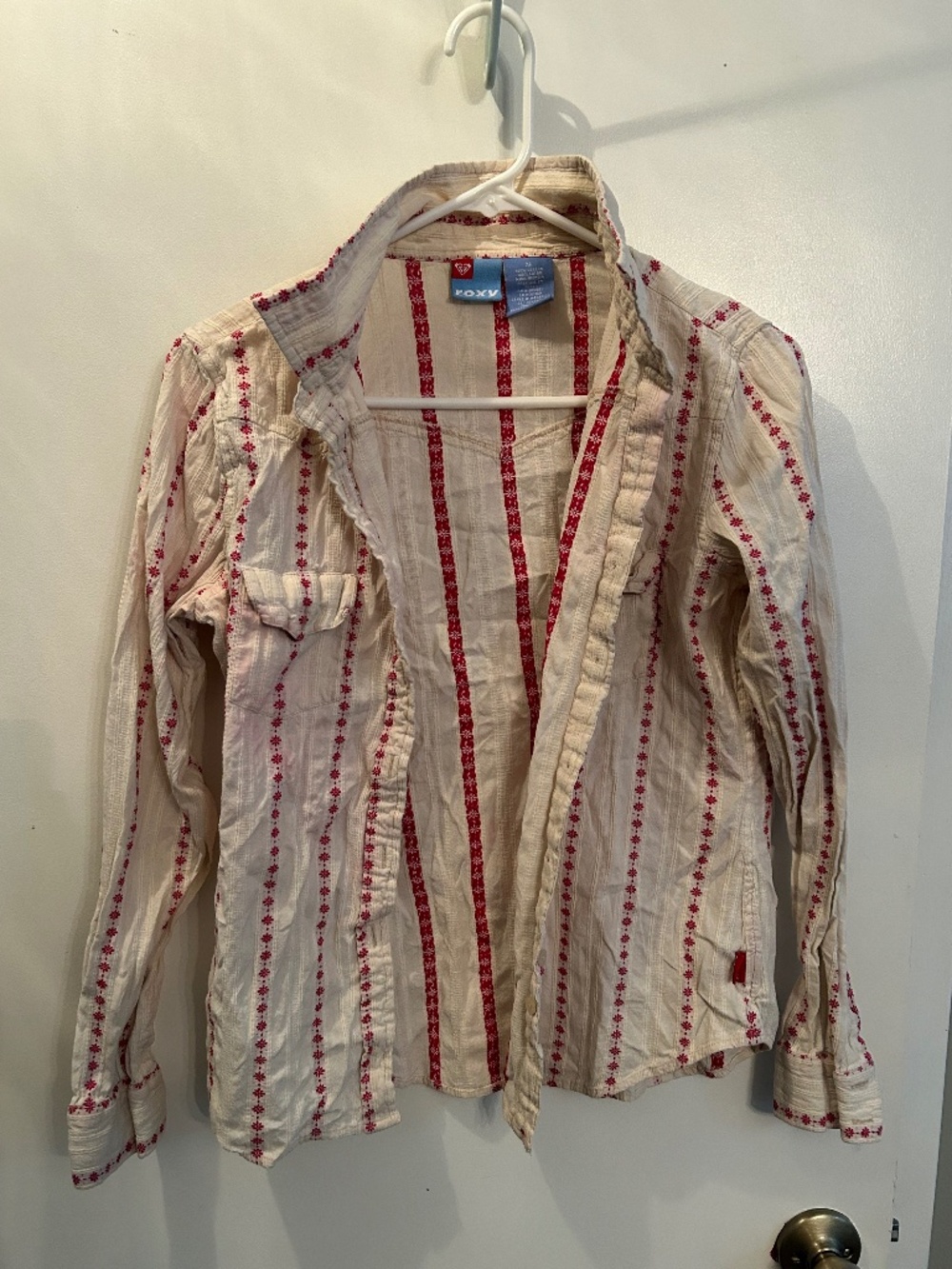 Roxy Button Up Shirt XL (Some pink has faded into the cream)
